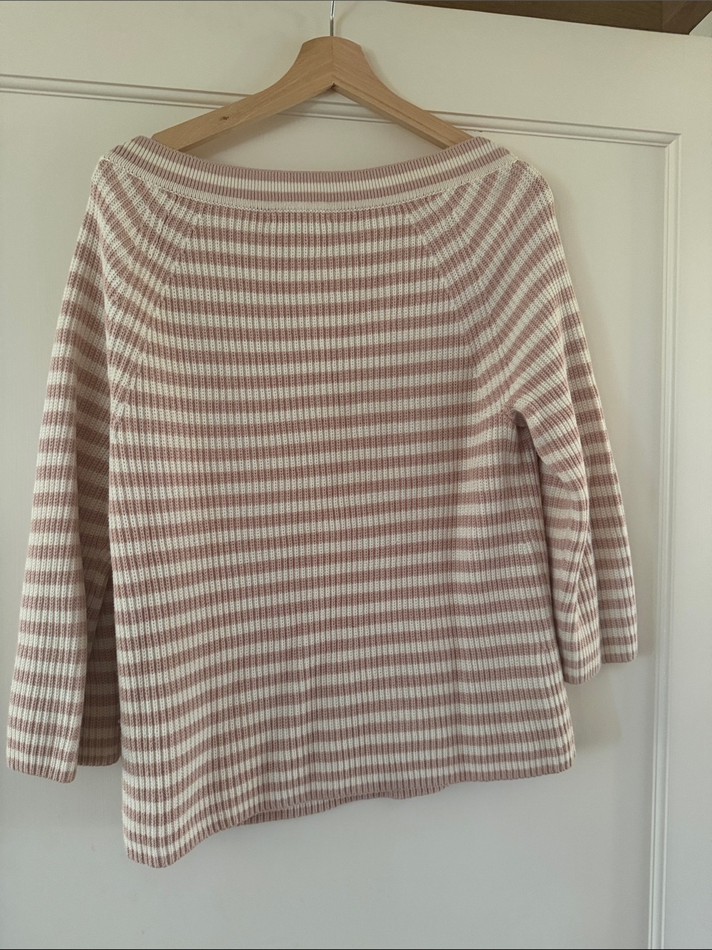 Sweater Subcategory Identification - Picture 3 of 3